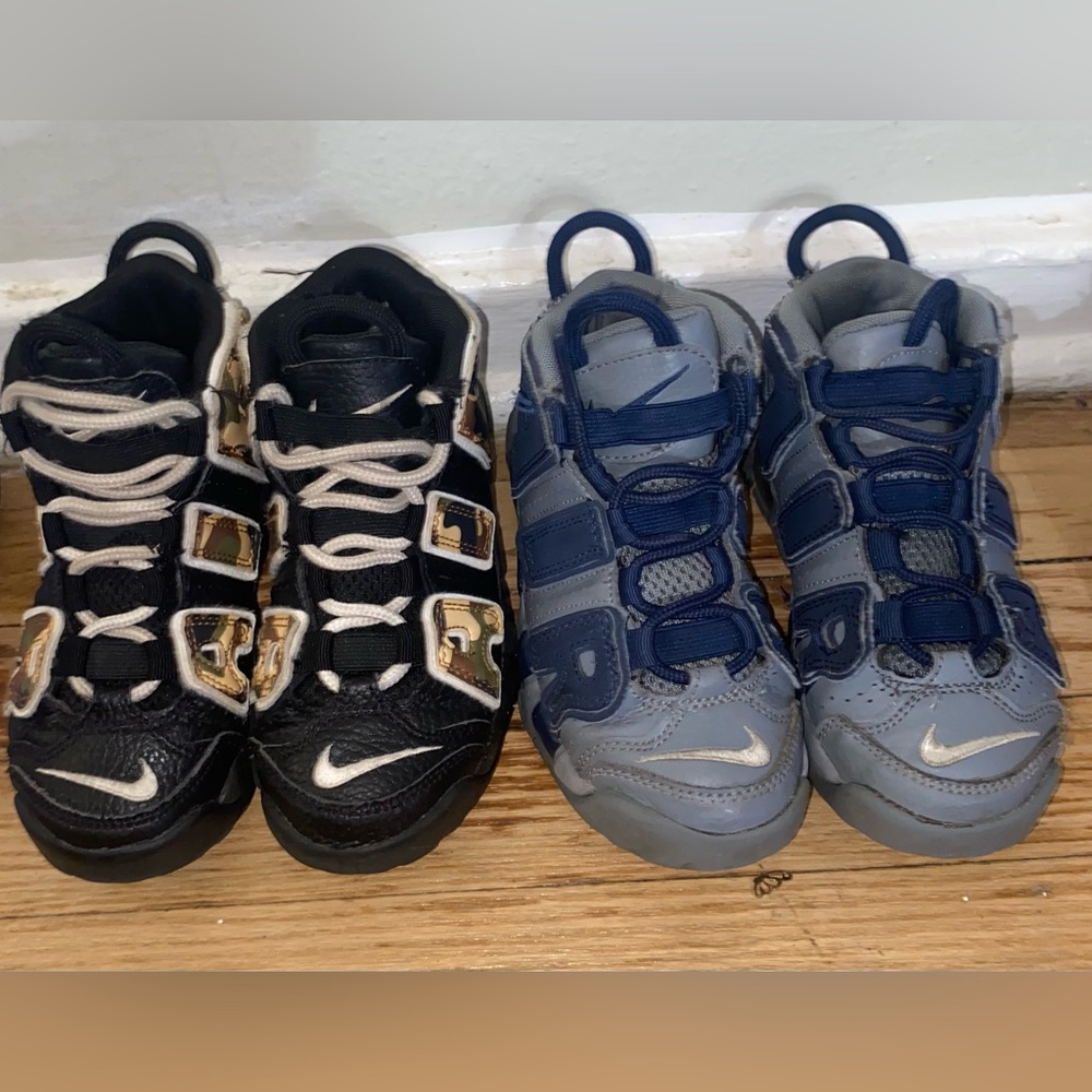 Nike Kids' Black and Blue Sneakers